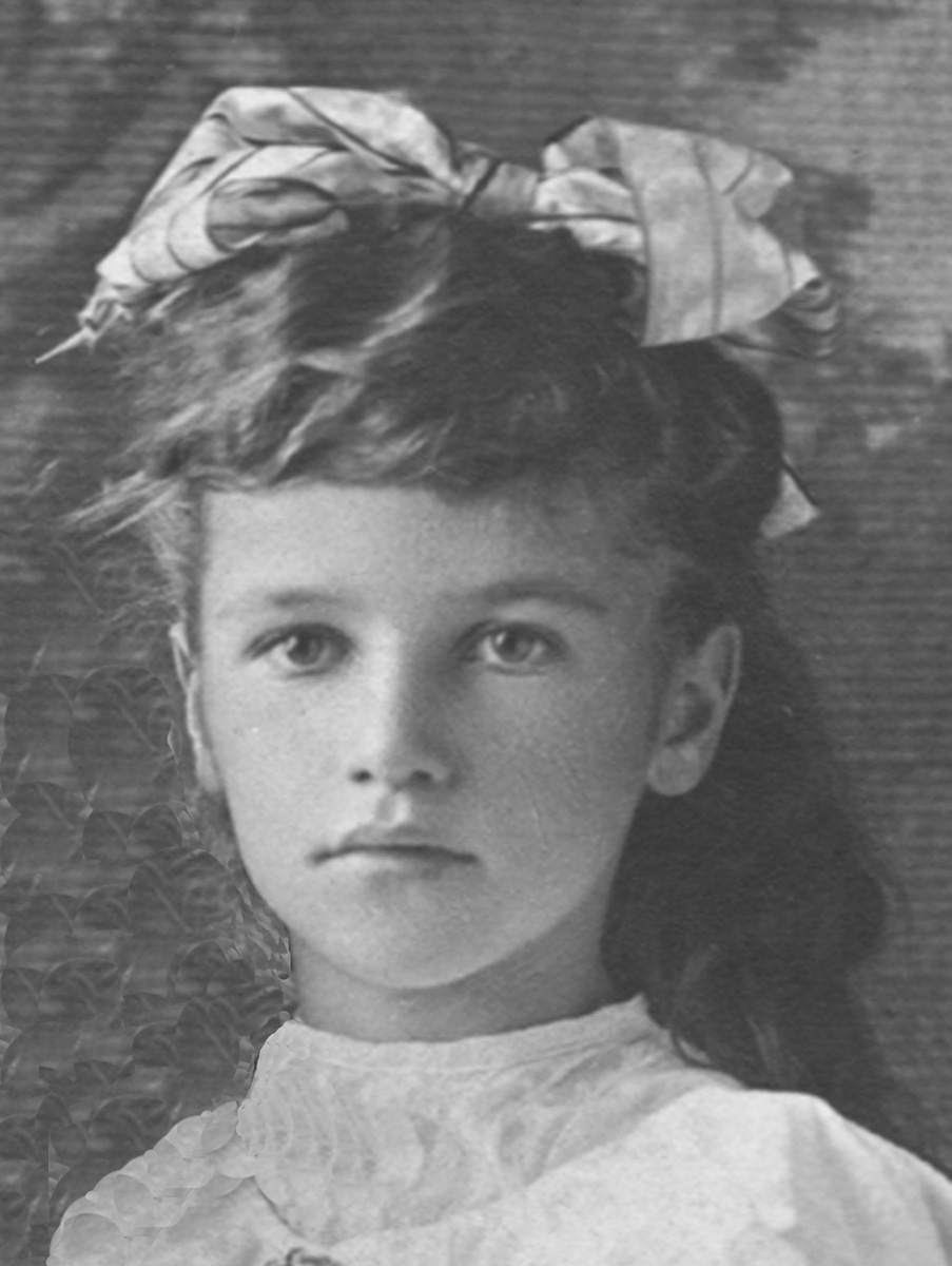 ina-chatfield-age-5-1919